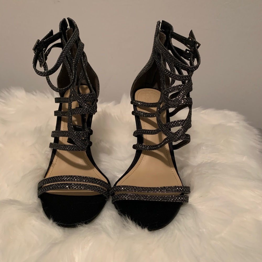 Guess Sandal - Picture 8 of 11